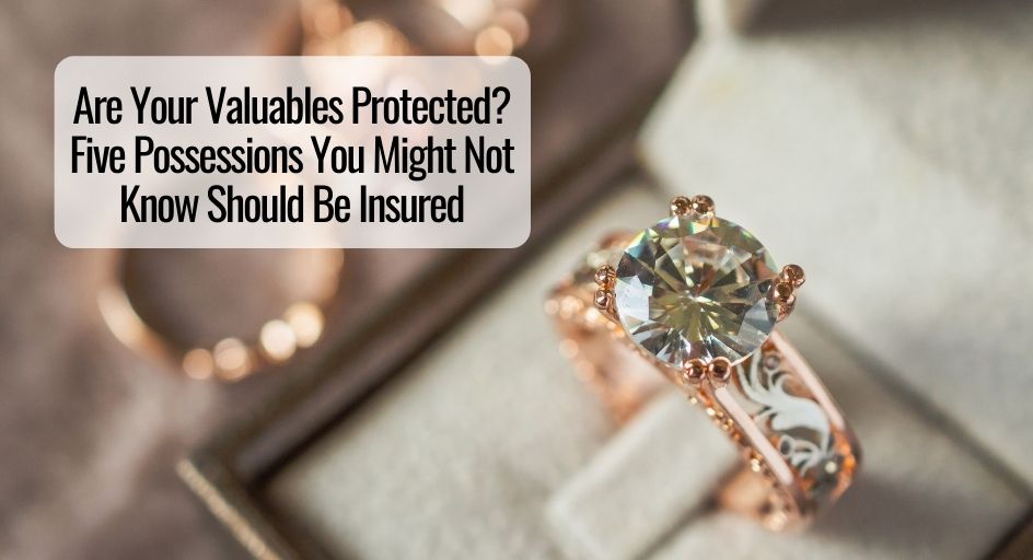 image of diamond rings in a jewelry box